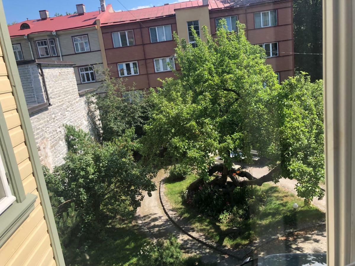 Allika Apartments Tallinn Bagian luar foto